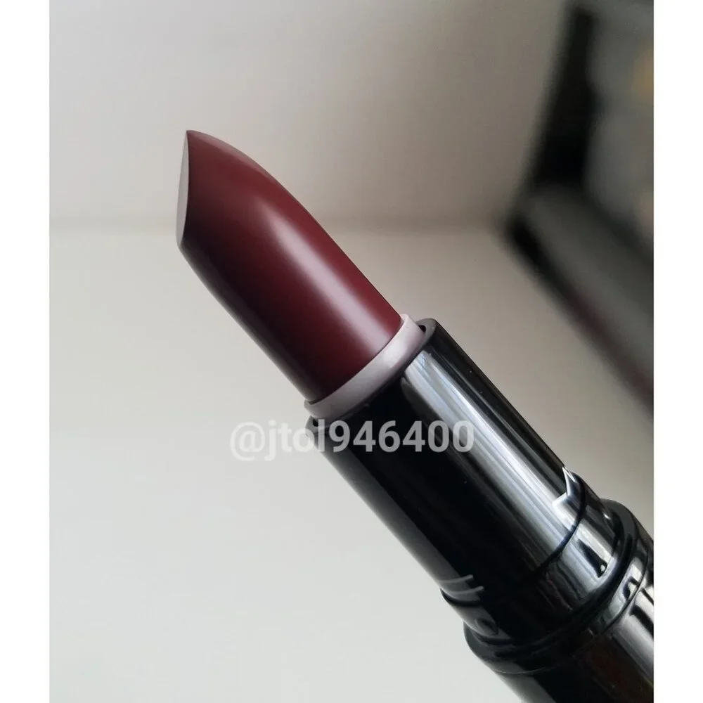 Mac La Femme Lipstick
